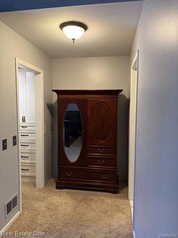 1115 Joshua Drive, Troy, MI 48098