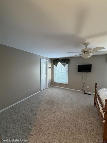 1115 Joshua Drive, Troy, MI 48098
