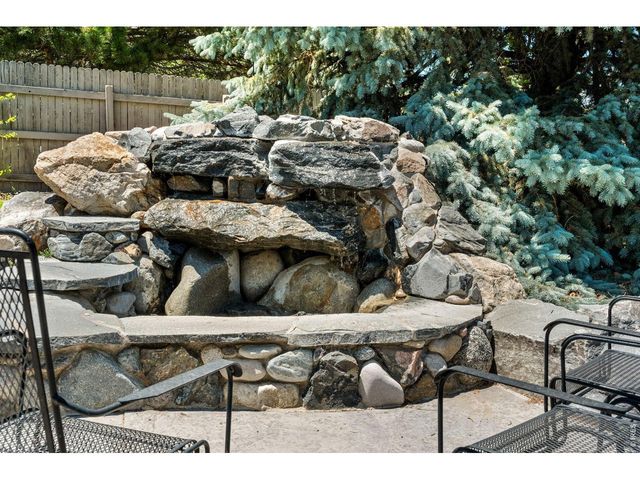 405 Orchard Dr, Louisville, CO 80027