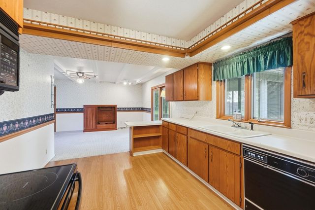339 Pickering Drive, Pickerington, OH 43147