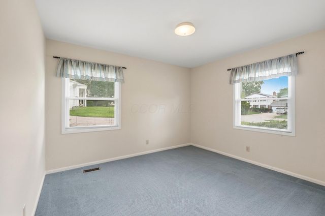 339 Pickering Drive, Pickerington, OH 43147