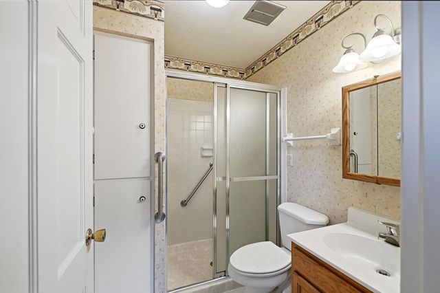 339 Pickering Drive, Pickerington, OH 43147
