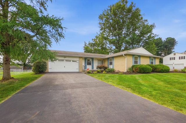 339 Pickering Drive, Pickerington, OH 43147