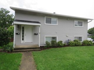 551 N Washington Avenue B, Batavia, IL 60510