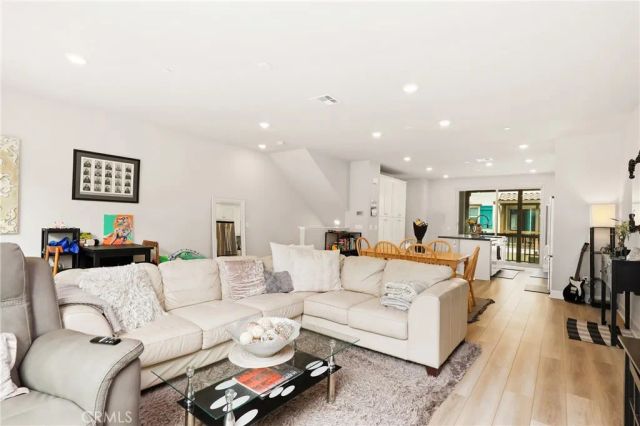 7269 Highwater, Huntington Beach, CA 92648