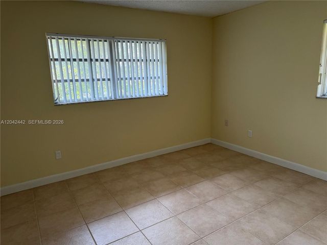 8600 SW 109th Ave 4-231, Miami, FL 33173