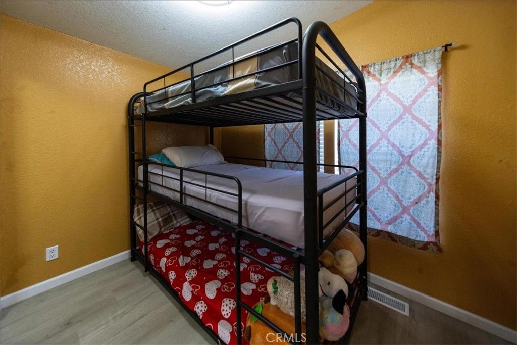 Image 22 of property listing at 32900 Riverside Drive 63, Lake Elsinore, CA 92530