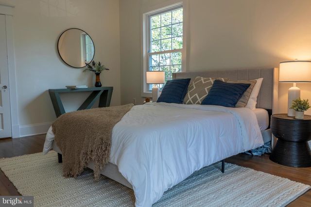 1355 MONTAGUE ST NW, Washington, DC 20011