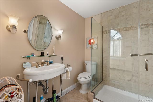 5A Bay Road, East Patchogue, NY 11772