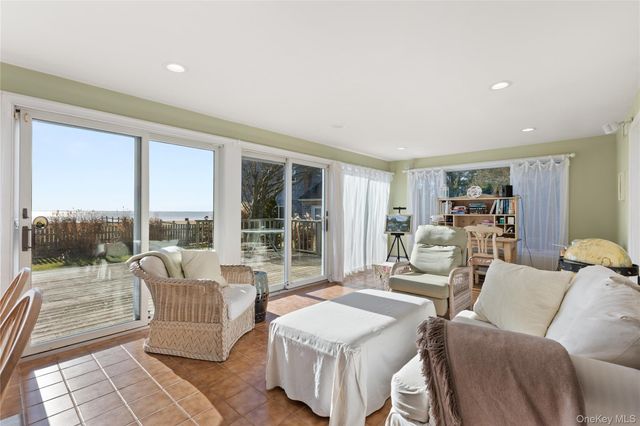 5A Bay Road, East Patchogue, NY 11772