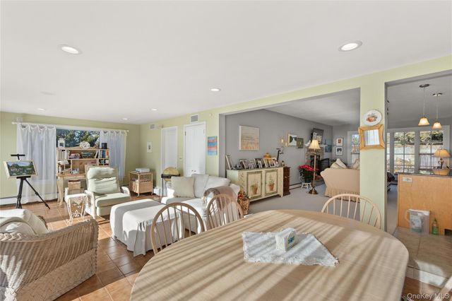 5A Bay Road, East Patchogue, NY 11772