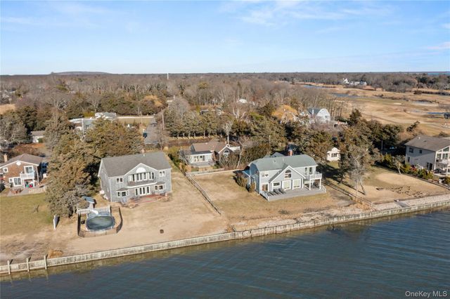 5A Bay Road, East Patchogue, NY 11772