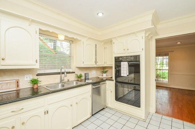 6611 Cypress Point Drive, Houston, TX 77069