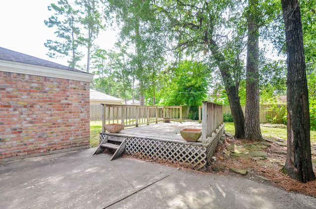 6611 Cypress Point Drive, Houston, TX 77069