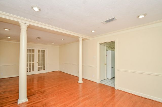 6611 Cypress Point Drive, Houston, TX 77069