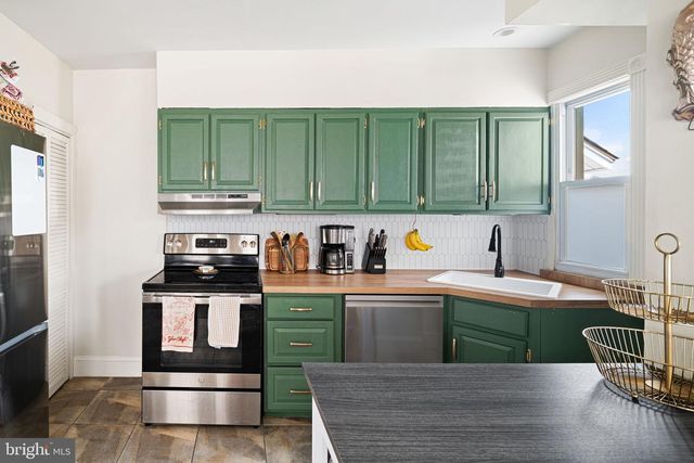 542 WALES RD, Havertown, PA 19083
