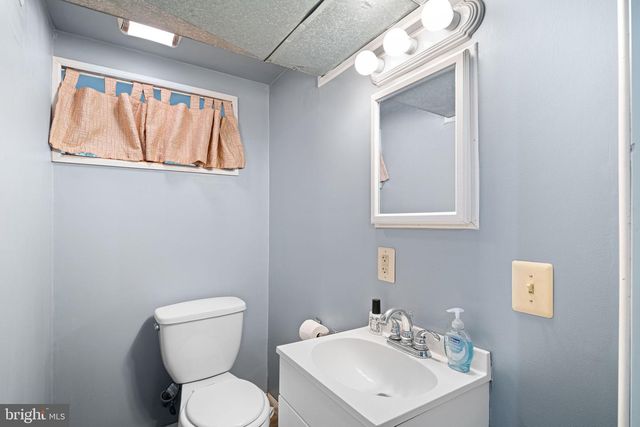 542 WALES RD, Havertown, PA 19083