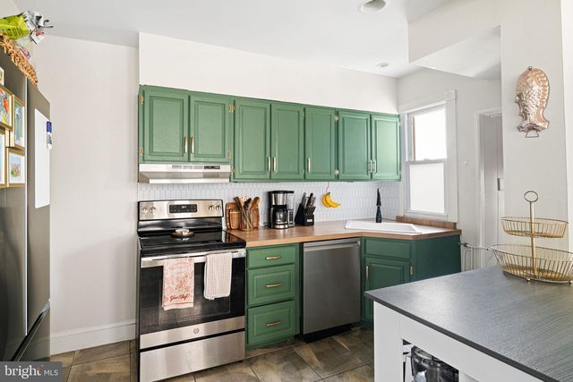 542 WALES RD, Havertown, PA 19083