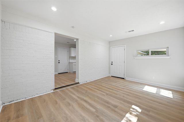 5209 Whistler Drive, Fort Worth, TX 76133