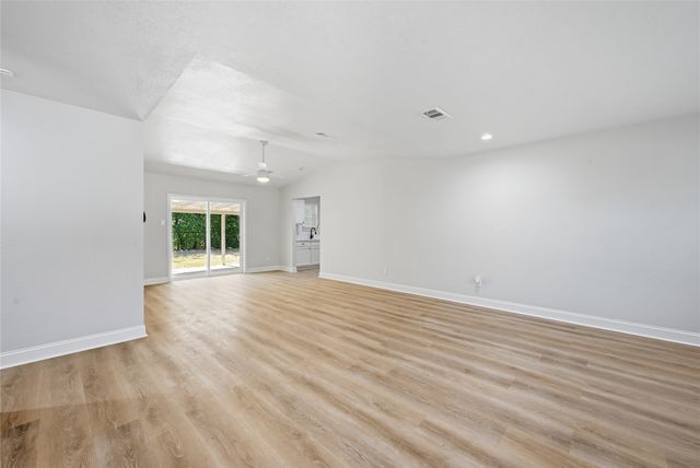 5209 Whistler Drive, Fort Worth, TX 76133