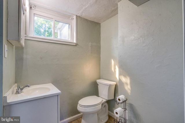 148 HENRY RD, Enola, PA 17025