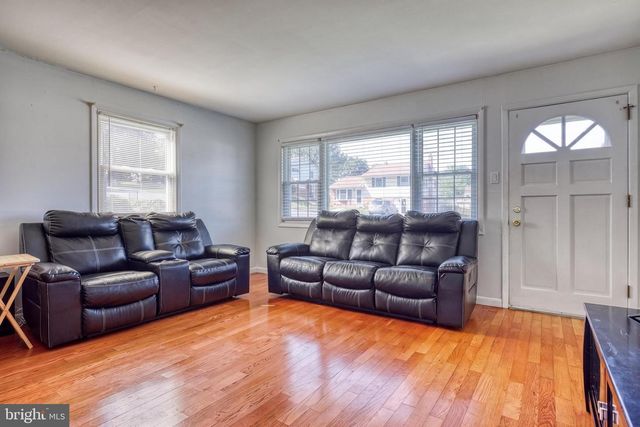 148 HENRY RD, Enola, PA 17025