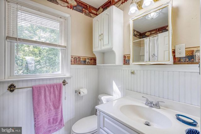 148 HENRY RD, Enola, PA 17025