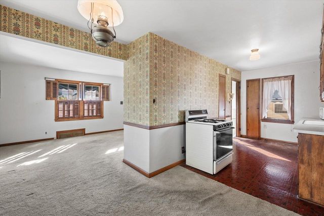 2759 S Humboldt Park COURT, Milwaukee, WI 53207