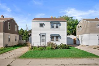 2759 S Humboldt Park COURT, Milwaukee, WI 53207
