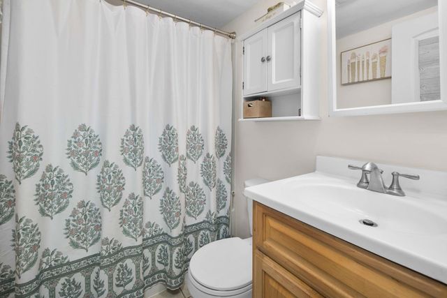 11 Carriage Hill Rd Apt B, Eliot, ME 03903