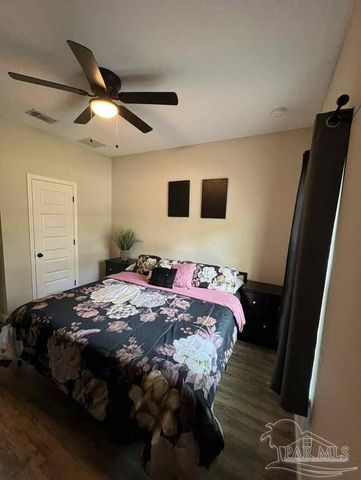 2182 Panhandle Trail, Navarre, FL 32566