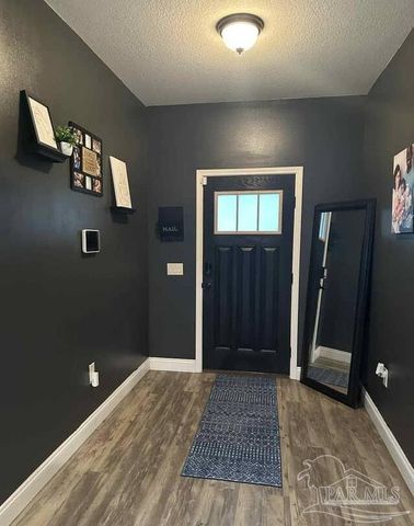 2182 Panhandle Trail, Navarre, FL 32566