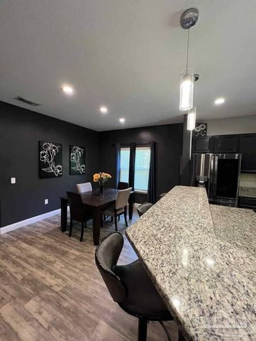 2182 Panhandle Trail, Navarre, FL 32566