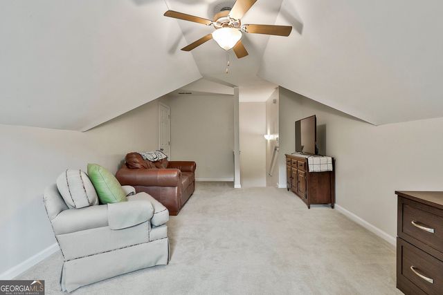 18 Hill Top Circle, Grantville, GA 30220