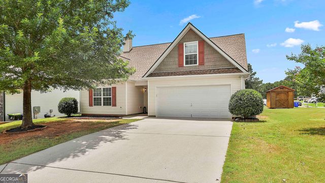 18 Hill Top Circle, Grantville, GA 30220