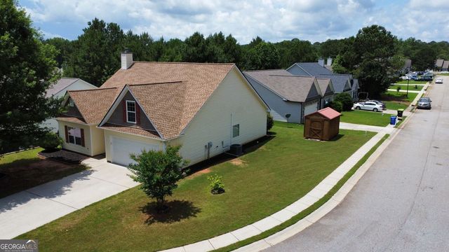 18 Hill Top Circle, Grantville, GA 30220