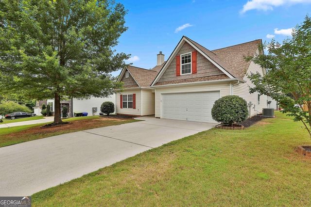 18 Hill Top Circle, Grantville, GA 30220