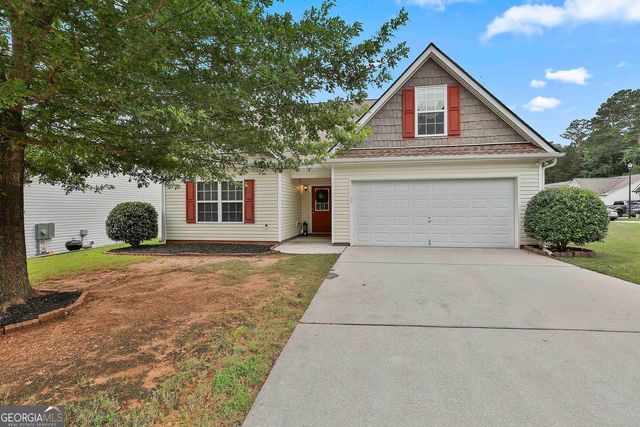 18 Hill Top Circle, Grantville, GA 30220