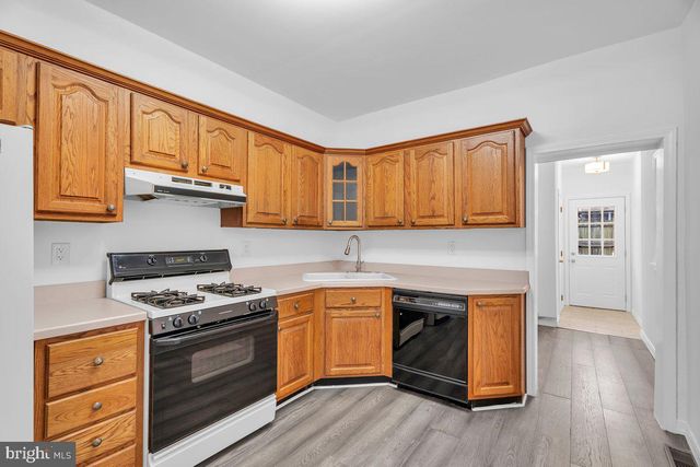 3227 CHATHAM ST, Philadelphia, PA 19134