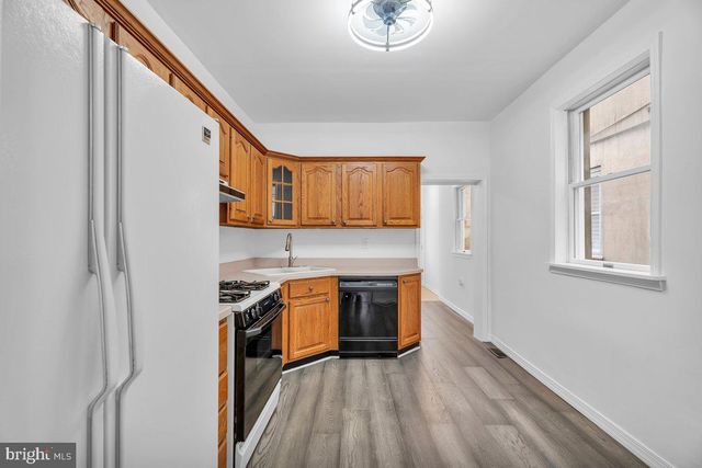 3227 CHATHAM ST, Philadelphia, PA 19134