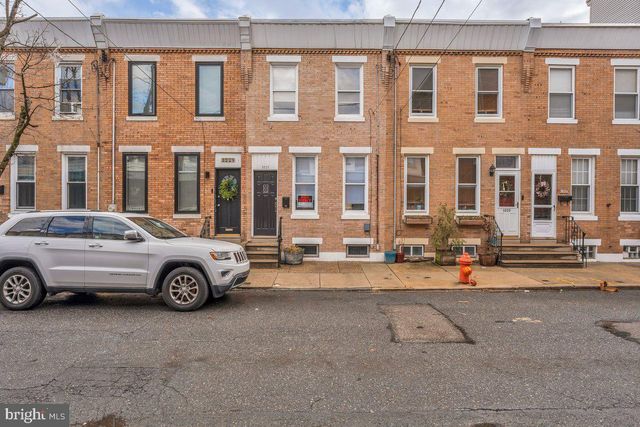 3227 CHATHAM ST, Philadelphia, PA 19134