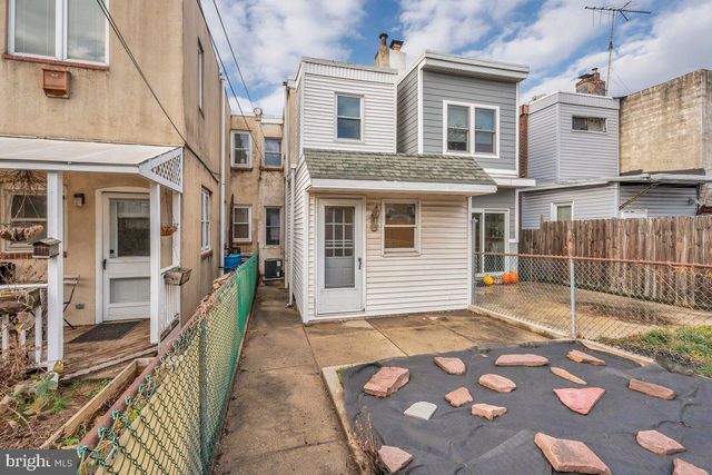 3227 CHATHAM ST, Philadelphia, PA 19134