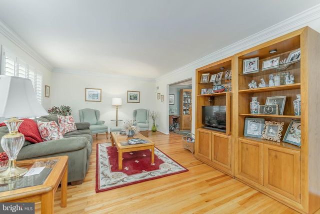 345 ELLIS RD, Havertown, PA 19083