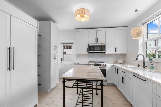 229 Fordham Drive, Lake Worth Beach, FL 33460