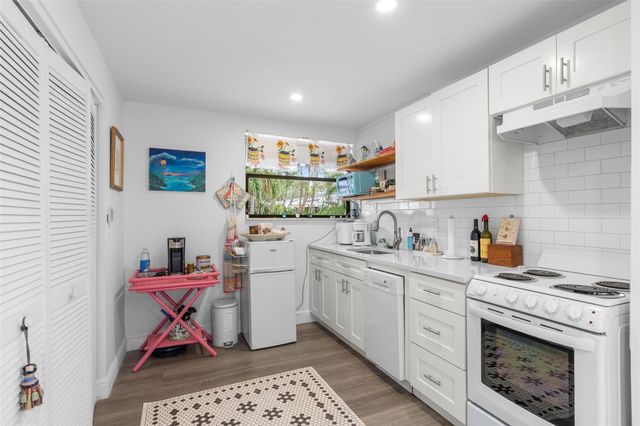 229 Fordham Drive, Lake Worth Beach, FL 33460