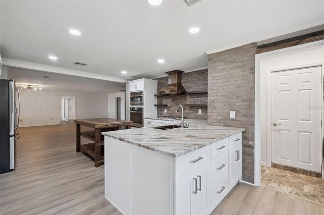 35040 SHADY OAKS LANE, Fruitland Park, FL 34731