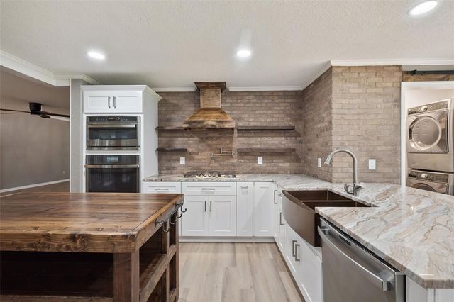 35040 SHADY OAKS LANE, Fruitland Park, FL 34731