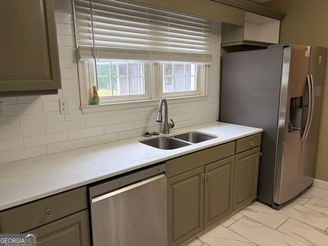 323 Trammell Street, Calhoun, GA 30701