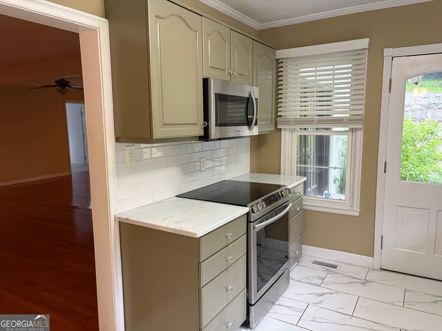 323 Trammell Street, Calhoun, GA 30701