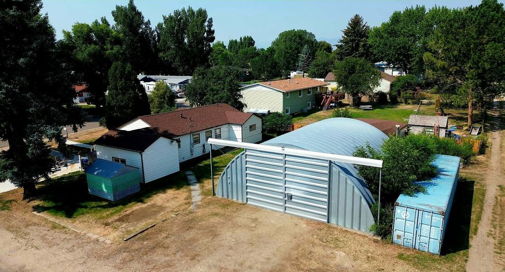 707 Huntington Street, Sheridan, WY 82801 photo 2